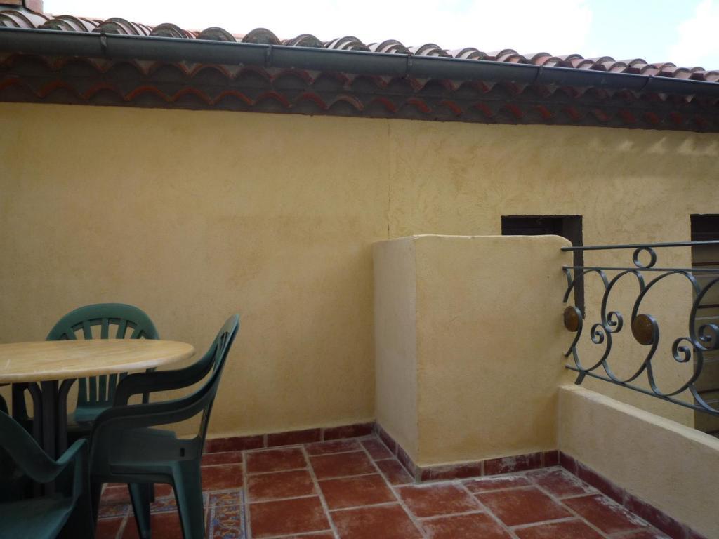 Residence Saint Simon Carcassonne Ruang foto