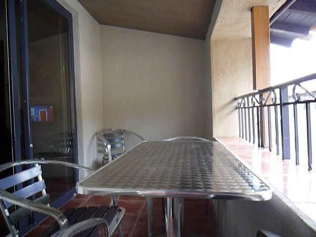 Residence Saint Simon Carcassonne Bagian luar foto